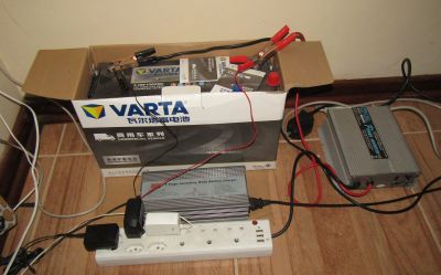 UPS with Battery Charger, Lead Acid Battery and Inverter